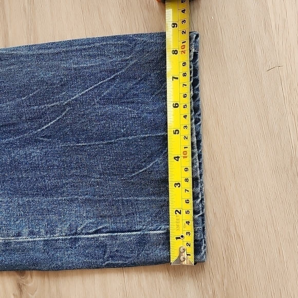 Polo Ralph Lauren men's Classic-Fit Distressed Jeans size 36 waist 32 length - Picture 9 of 11